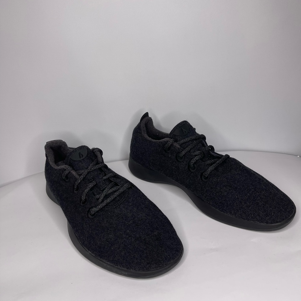 Allbirds Men’s Gray/Black Wool Runners size 11
